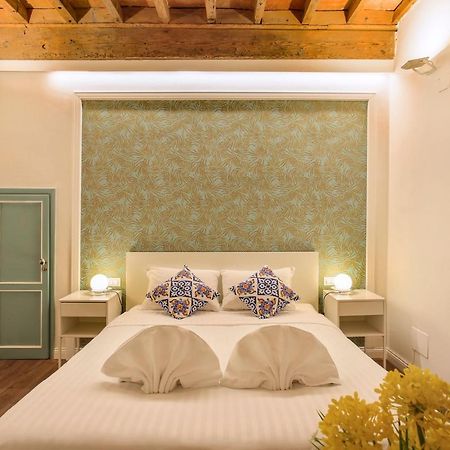 Oltrarno Suite In Флоренція Екстер'єр фото